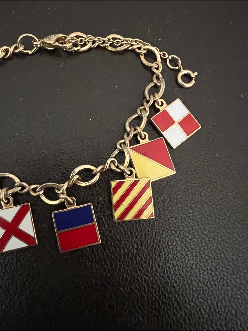 Vintage Nautical I Love You Signal Flag Gold Tone Charm Bracelet - Picture 3 of 6
